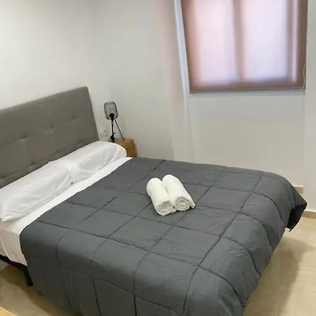 Edifico Manez Primero- Nuevo, 10 Minutos Gibraltar Apartment