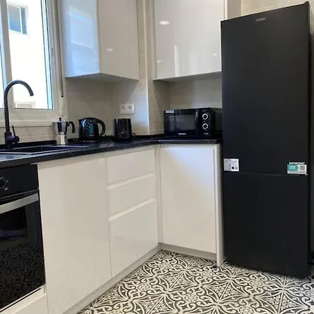 Apartment Edifico Manez Primero- Nuevo, 10 Minutos Gibraltar *