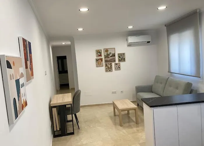Edifico Manez Primero- Nuevo, 10 Minutos Gibraltar * La Línea de la Concepción