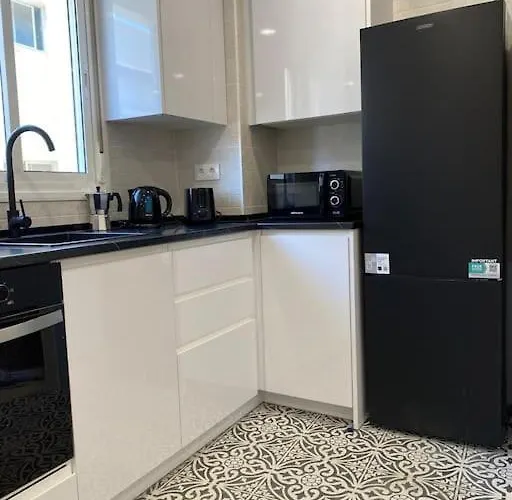 Appartamento Edifico Manez Primero- Nuevo, 10 Minutos Gibraltar *